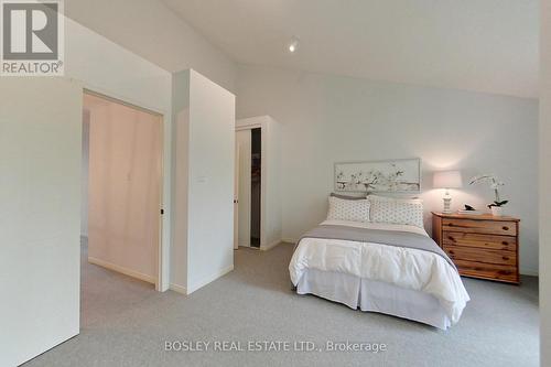 21 Barker Boulevard, Collingwood, ON - Indoor Photo Showing Bedroom