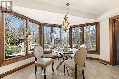 1386 Wallbridge-Loyalist Road, Quinte West, ON - Indoor Photo Showing Dining Room