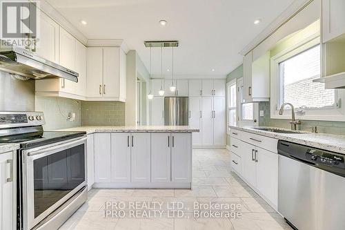 1503 Lancaster Drive, Oakville, ON - Indoor Photo Showing Kitchen With Stainless Steel Kitchen With Upgraded Kitchen