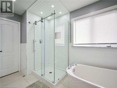 37 Sir Jacobs Crescent, Brampton, ON - Indoor Photo Showing Bathroom