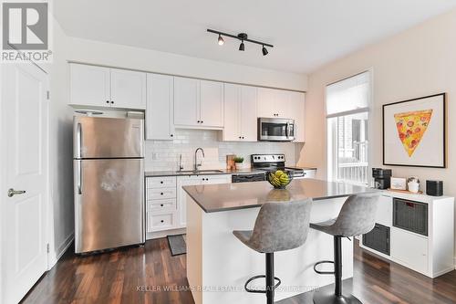 515 - 10 Drummond Street, Toronto, ON - Indoor Photo Showing Kitchen With Stainless Steel Kitchen