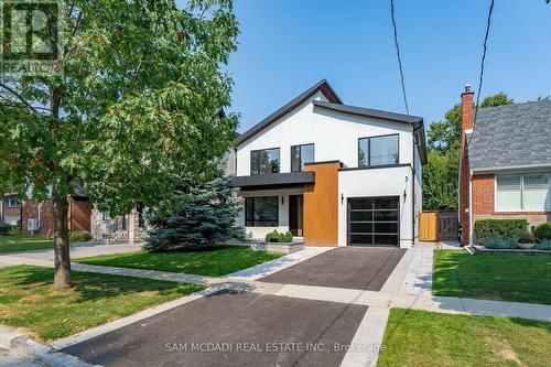 32 Swan Avenue, Toronto, ON - Outdoor With Facade