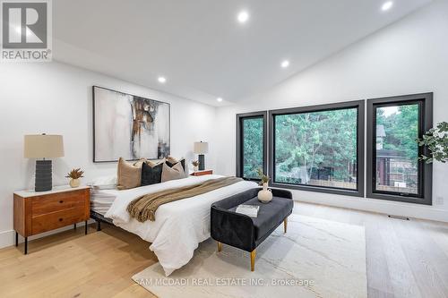 32 Swan Avenue, Toronto, ON - Indoor Photo Showing Bedroom