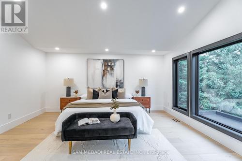 32 Swan Avenue, Toronto, ON - Indoor Photo Showing Bedroom