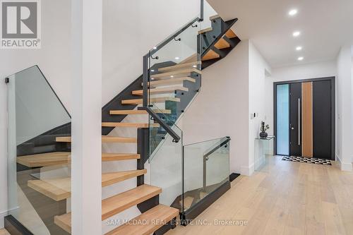 32 Swan Avenue, Toronto, ON - Indoor Photo Showing Other Room