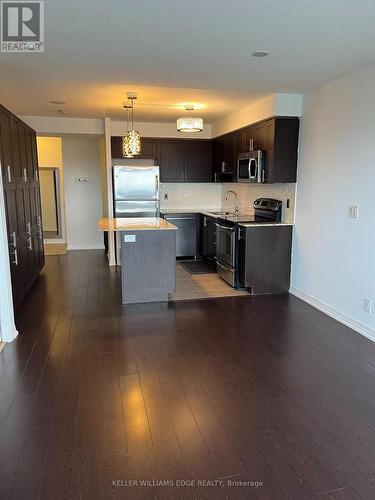 1206 - 1940 Ironstone Drive, Burlington, ON - Indoor Photo Showing Kitchen