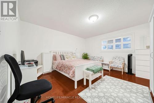 100 Brickyard Way, Brampton, ON - Indoor Photo Showing Bedroom