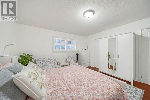 100 Brickyard Way, Brampton, ON - Indoor Photo Showing Bedroom