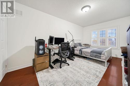 100 Brickyard Way, Brampton, ON - Indoor Photo Showing Bedroom