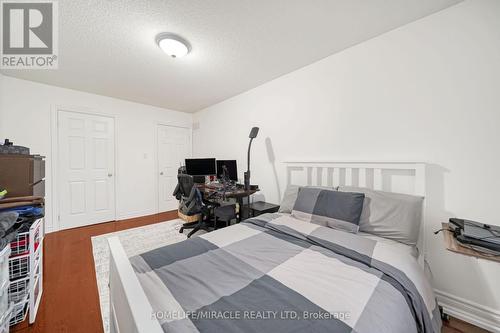 100 Brickyard Way, Brampton, ON - Indoor Photo Showing Bedroom