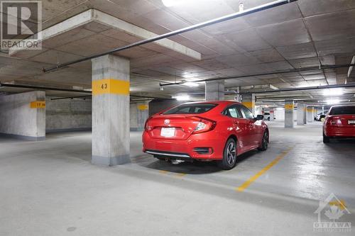 179 Metcalfe Street Unit#2204, Ottawa, ON - Indoor Photo Showing Garage