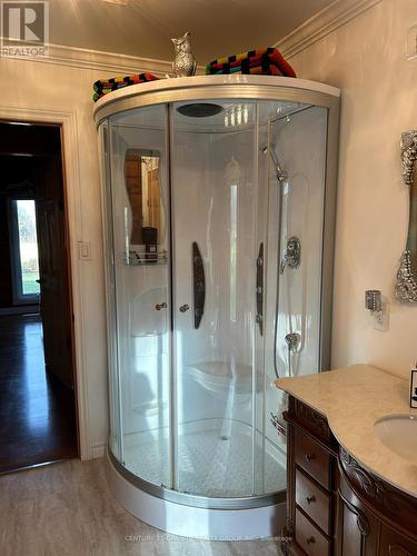 1585 East Road Loop, Hastings Highlands, ON - Indoor Photo Showing Bathroom