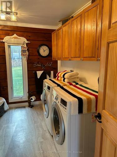 1585 East Road Loop, Hastings Highlands, ON - Indoor Photo Showing Laundry Room