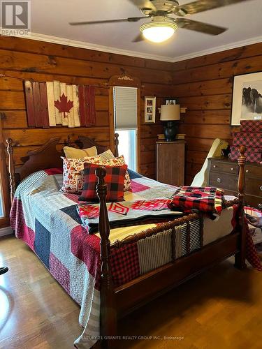 1585 East Road Loop, Hastings Highlands, ON - Indoor Photo Showing Bedroom