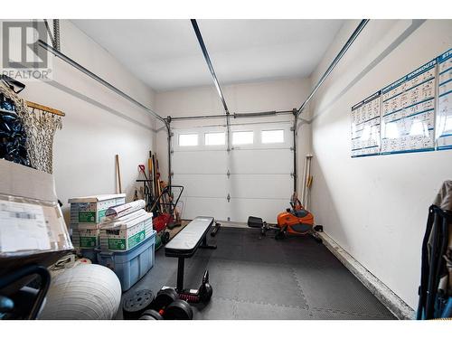 1317 Lethbridge Avenue Avenue, Kamloops, BC - Indoor Photo Showing Garage