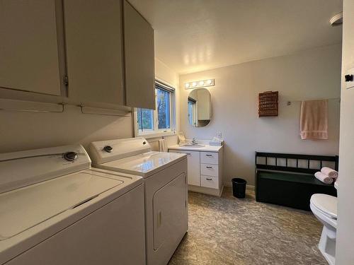 Bathroom - 6 Rue De La Baie-Miller, Laverlochère-Angliers, QC - Indoor Photo Showing Laundry Room