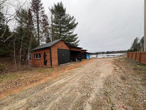 Shed - 6 Rue De La Baie-Miller, Laverlochère-Angliers, QC - Outdoor