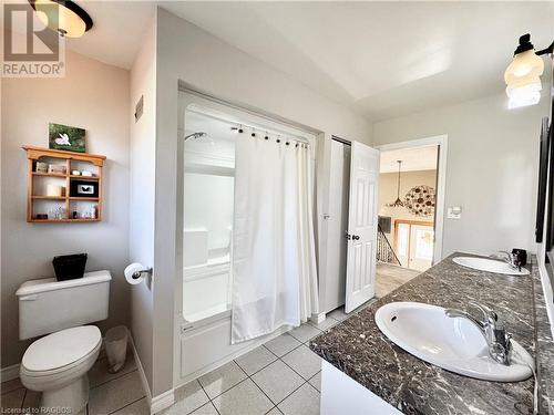 Main Bath - 34 Archibald Place, Southampton, ON - Indoor Photo Showing Bathroom