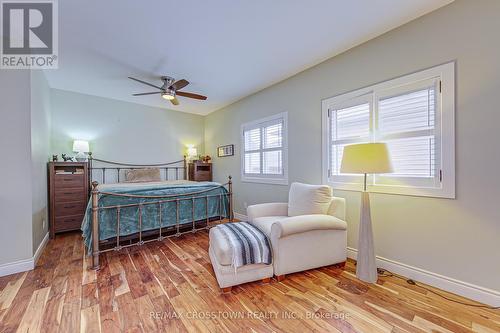 1104 Alfred Street, Innisfil, ON - Indoor Photo Showing Bedroom