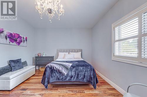 1104 Alfred Street, Innisfil, ON - Indoor Photo Showing Bedroom