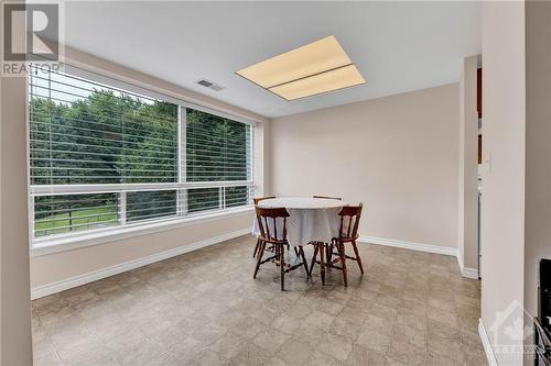 405 Erb Street W Unit#306, Waterloo, ON - Indoor Photo Showing Dining Room