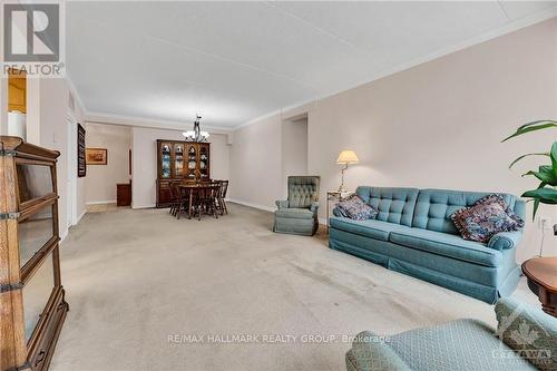 306 - 405 Erb Street W, Waterloo, ON - Indoor Photo Showing Living Room