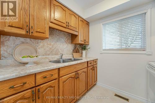 19 - 561 Childs Drive, Milton, ON - Indoor Photo Showing Kitchen With Double Sink