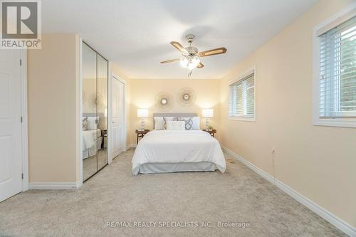 19 - 561 Childs Drive, Milton, ON - Indoor Photo Showing Bedroom