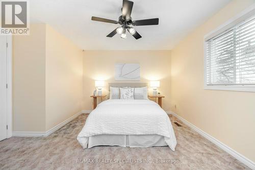 19 - 561 Childs Drive, Milton, ON - Indoor Photo Showing Bedroom