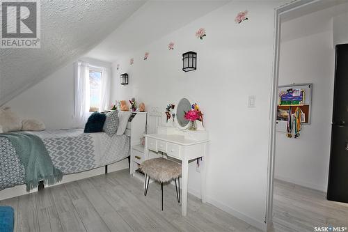 809 14Th Street W, Prince Albert, SK - Indoor Photo Showing Bedroom