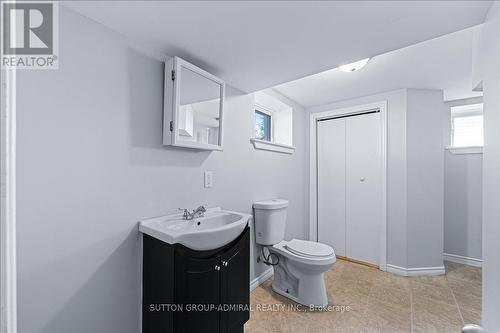 7613 Highway 26, Clearview, ON - Indoor Photo Showing Bathroom