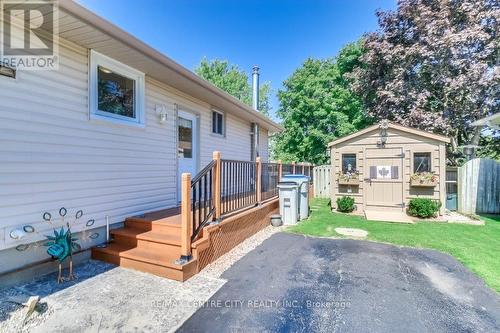 112 Harold Ct Court, Lucan Biddulph (Lucan), ON - Outdoor With Deck Patio Veranda With Exterior