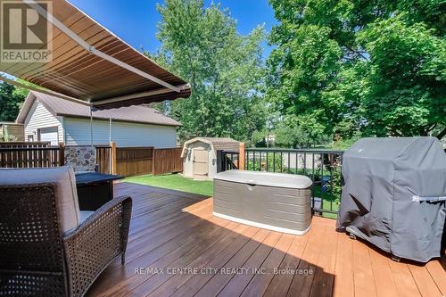 112 Harold Ct Court, Lucan Biddulph (Lucan), ON - Outdoor With Deck Patio Veranda With Exterior