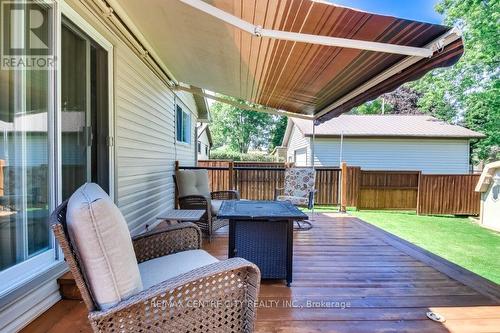 112 Harold Ct Court, Lucan Biddulph (Lucan), ON - Outdoor With Deck Patio Veranda With Exterior