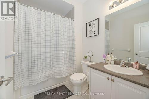 8 Haymarket Drive, Brampton, ON - Indoor Photo Showing Bathroom