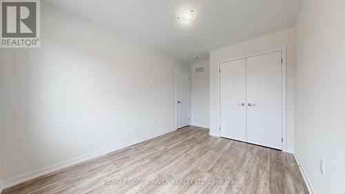 1532 Wheatcroft Drive, Oshawa, ON - Indoor Photo Showing Other Room