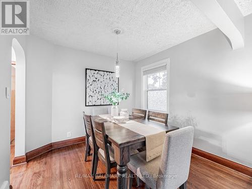 270 Highland Avenue, Oshawa, ON - Indoor Photo Showing Dining Room