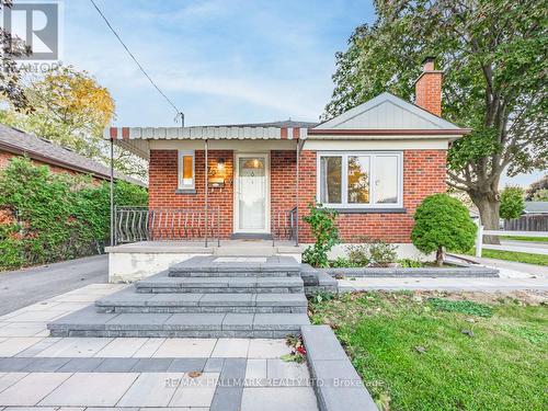 270 Highland Avenue, Oshawa, ON - Outdoor