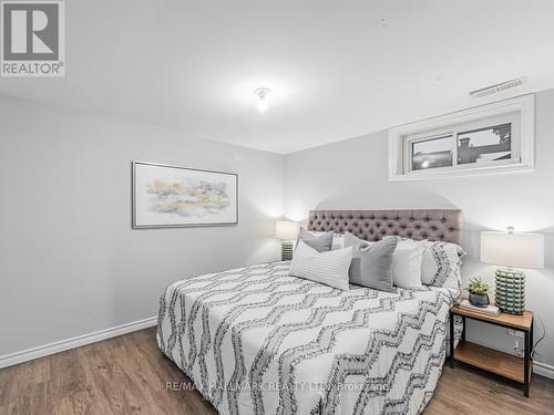 270 Highland Avenue, Oshawa, ON - Indoor Photo Showing Bedroom