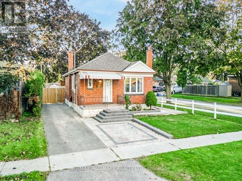 270 Highland Avenue, Oshawa, ON - Outdoor