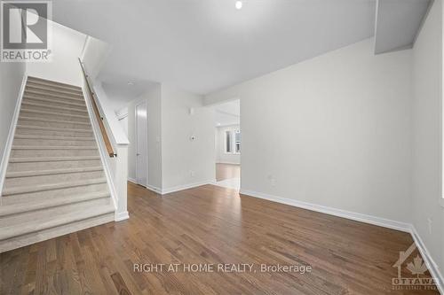 74 Hackamore Crescent, Ottawa, ON - Indoor Photo Showing Other Room