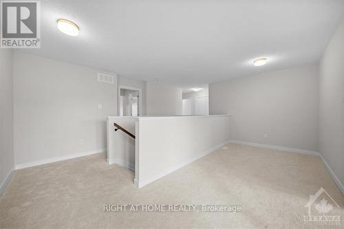 74 Hackamore Crescent, Ottawa, ON - Indoor Photo Showing Other Room