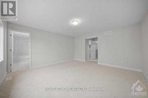 74 Hackamore Crescent, Ottawa, ON - Indoor Photo Showing Other Room