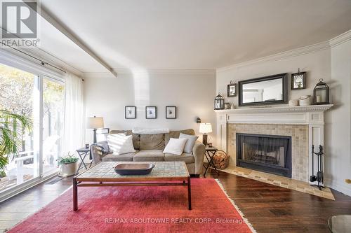 1246 Cottonwood Crescent, Oakville, ON - Indoor Photo Showing Living Room With Fireplace