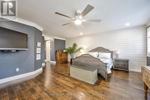 1246 Cottonwood Crescent, Oakville, ON - Indoor Photo Showing Bedroom