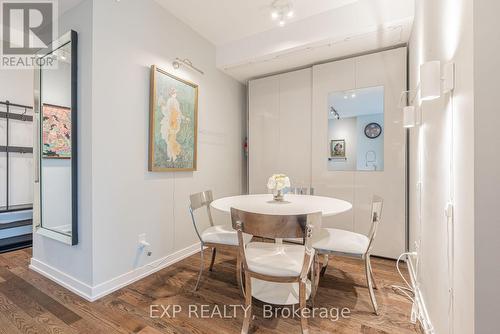 2106 - 4011 Brickstone Mews, Mississauga, ON - Indoor Photo Showing Dining Room