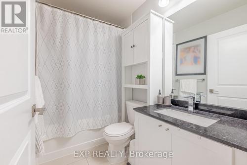 2106 - 4011 Brickstone Mews, Mississauga, ON - Indoor Photo Showing Bathroom