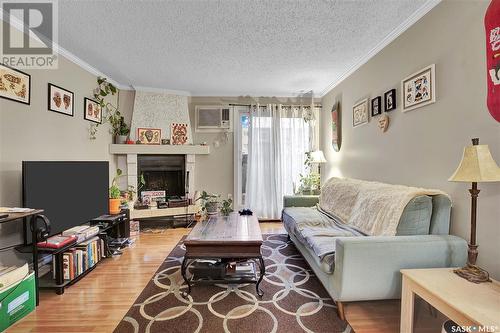 106 139 St Lawrence Court, Saskatoon, SK - Indoor Photo Showing Living Room