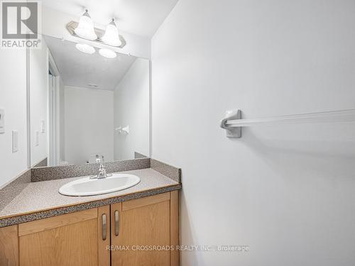 1011 - 2020 Mcnicoll Avenue, Toronto, ON - Indoor Photo Showing Bathroom