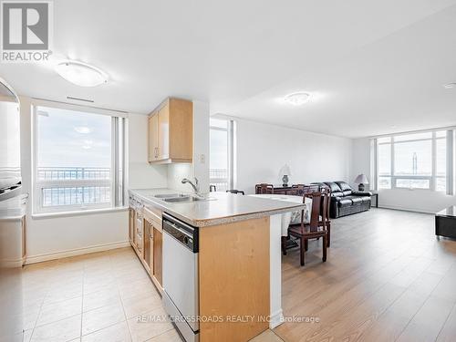 1011 - 2020 Mcnicoll Avenue, Toronto, ON - Indoor Photo Showing Kitchen With Double Sink